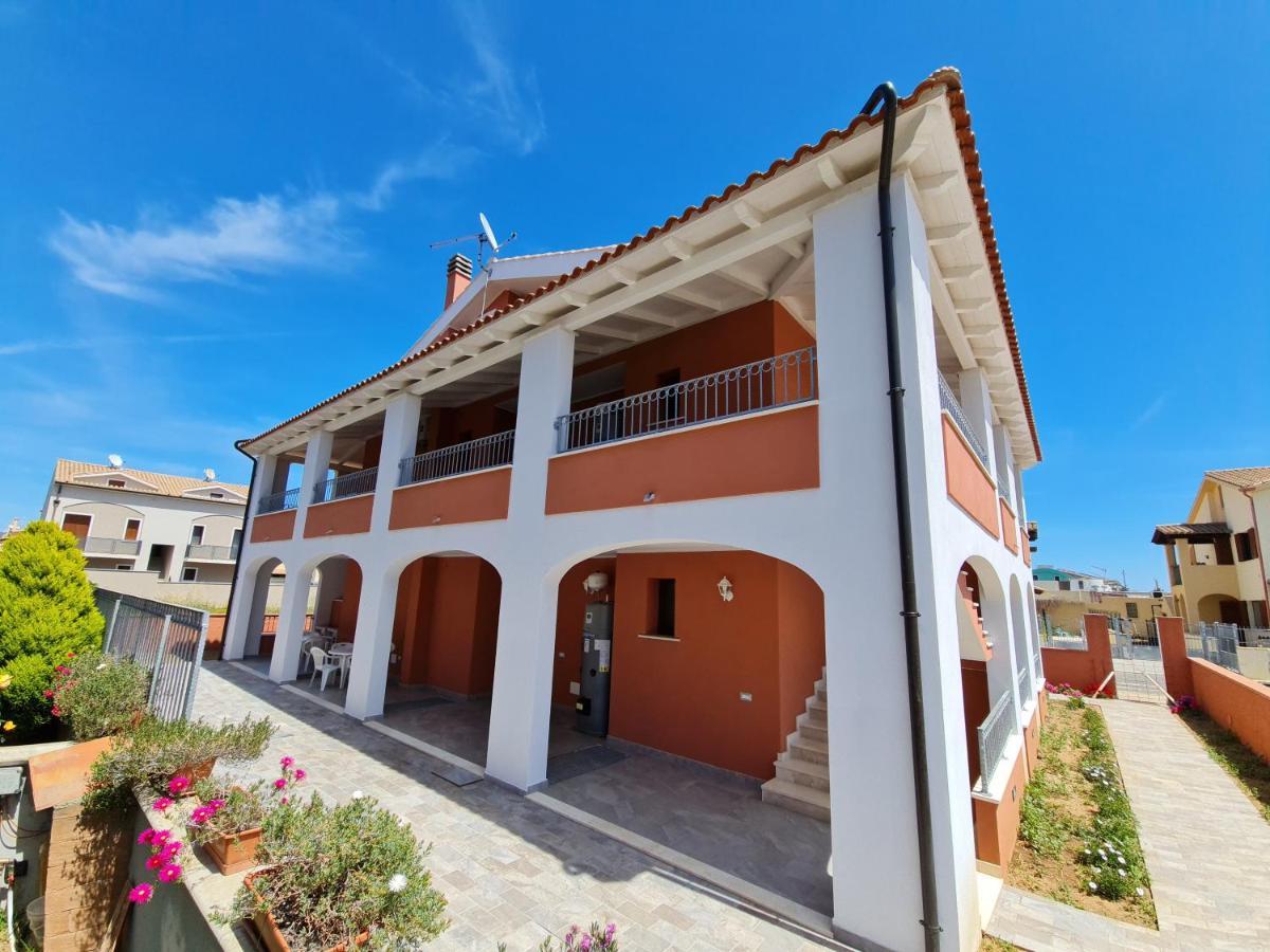 Hotel Il Risveglio Di Pula Domo Exterior foto