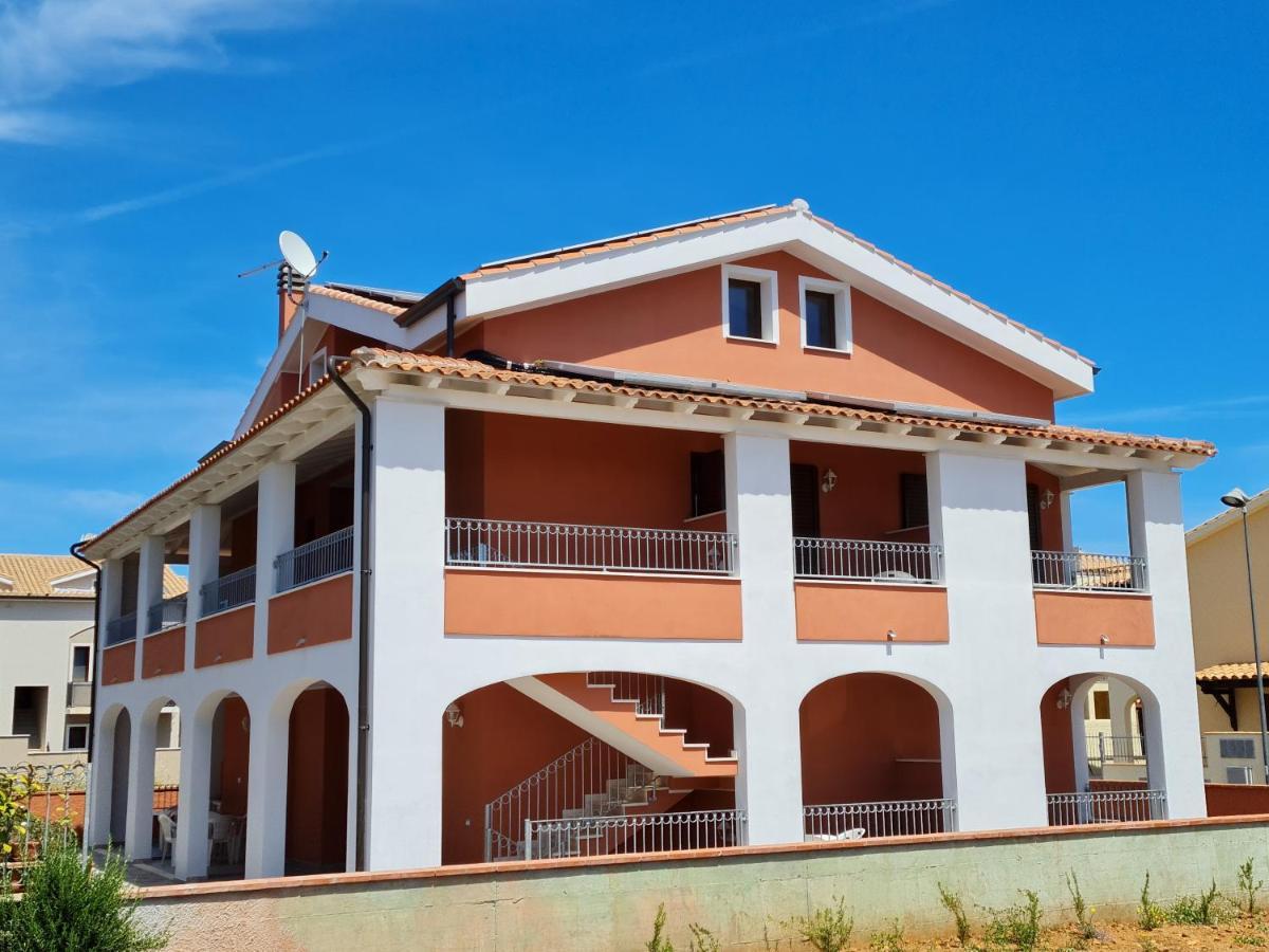 Hotel Il Risveglio Di Pula Domo Exterior foto