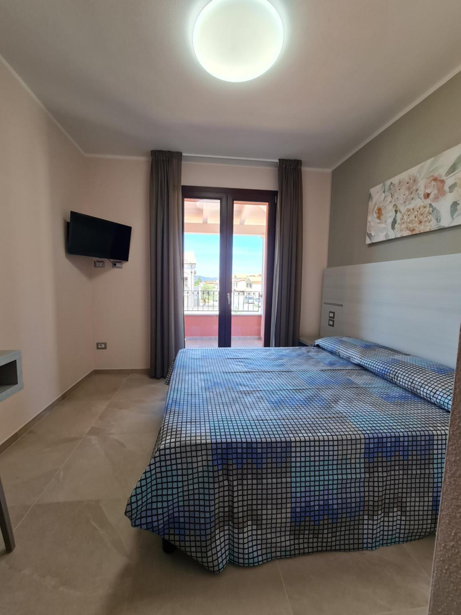 Hotel Il Risveglio Di Pula Domo Habitación foto