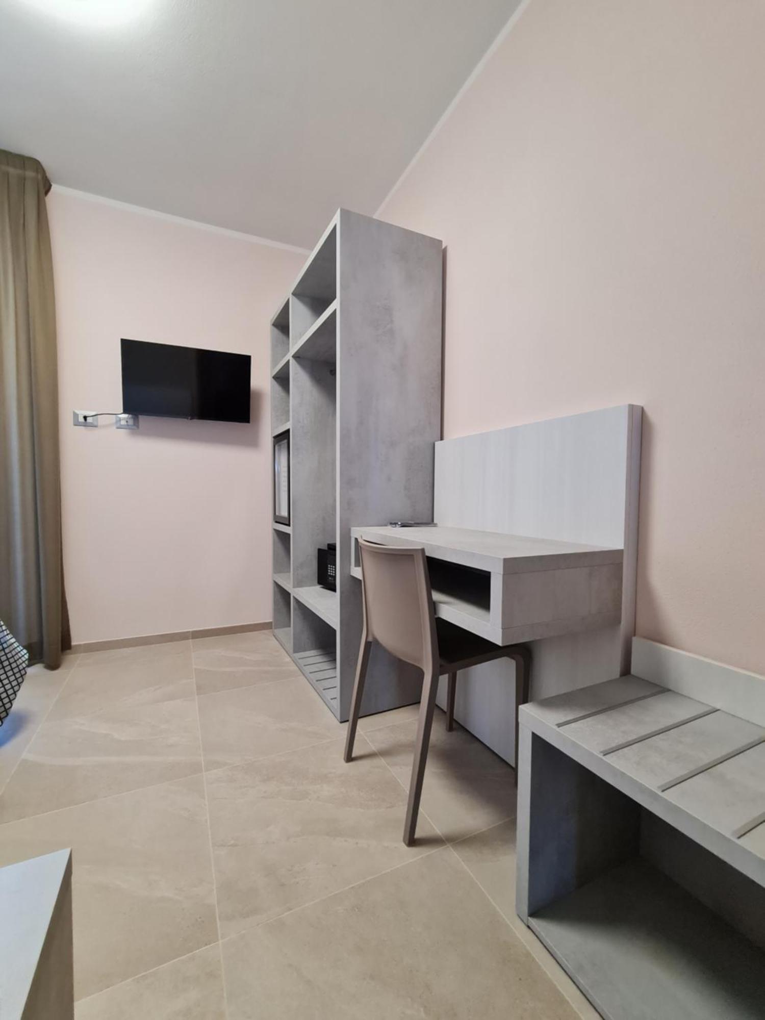 Hotel Il Risveglio Di Pula Domo Habitación foto